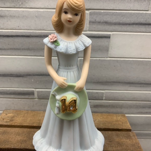 Vintage Enesco Growing Up Ceramic Birthday Girls Figurine -14 Yrs Old - Picture 1 of 6